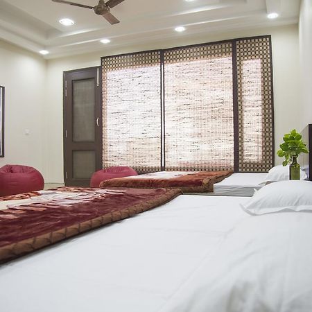 The Mulberry House Panzió Új-Delhi Kültér fotó